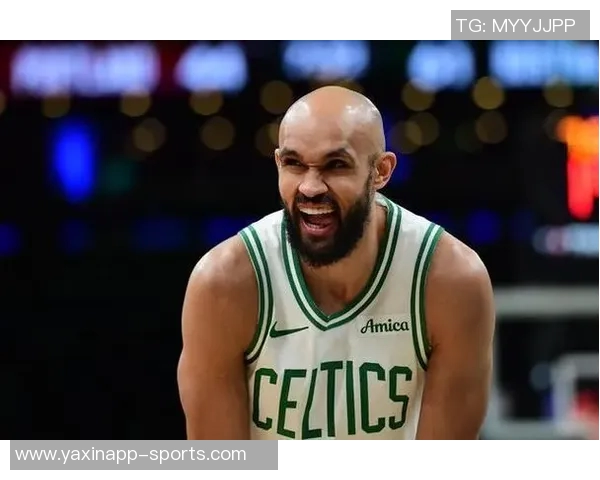 德里克怀特半场表现出色三分球命中率高助攻贡献显著正负值提升球队表现